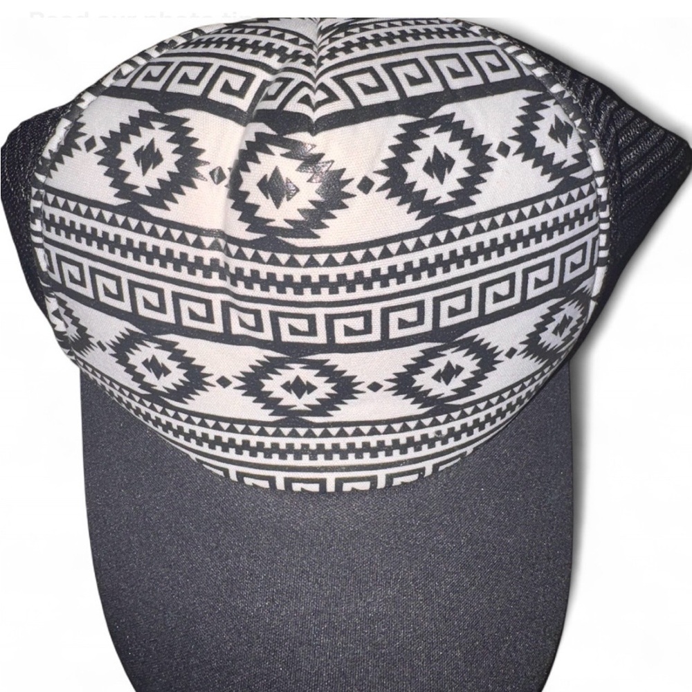 Aztec Print Baseball Cap - Picture 4 of 4